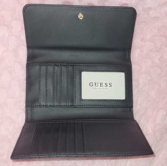 Guess Slim Trifold Wallet - Picture 8 of 16